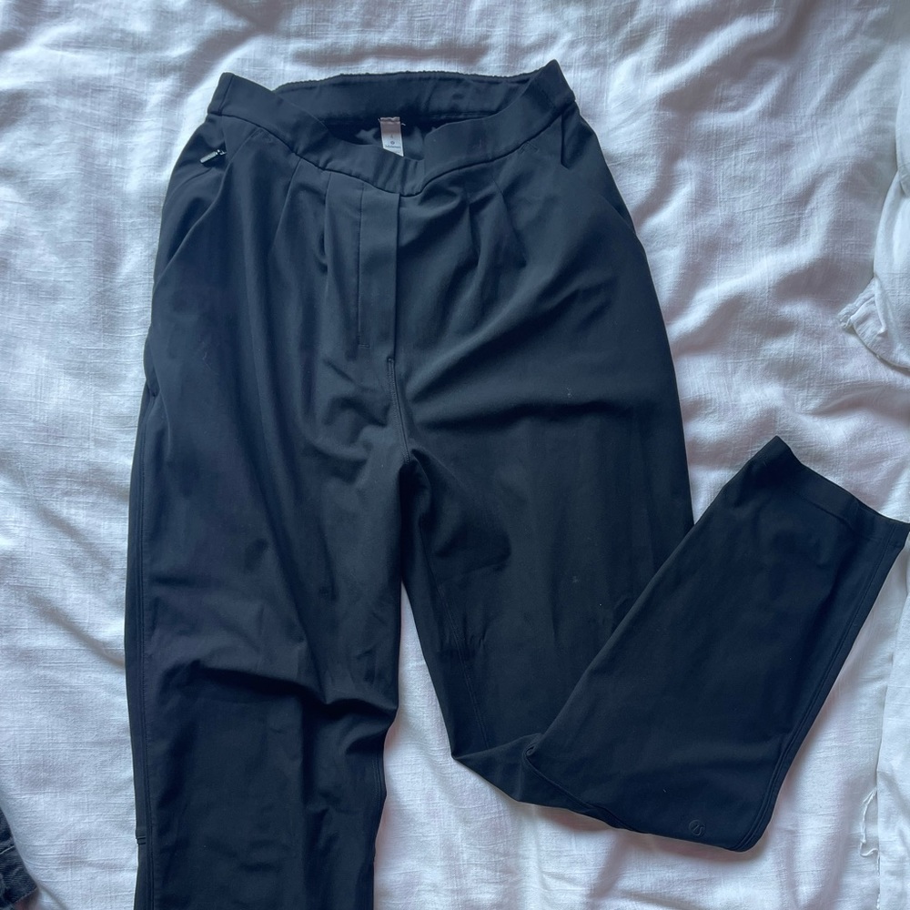 Lululemon - Black slack -Stretch High-Rise Pant 7/8 Length- Size 4